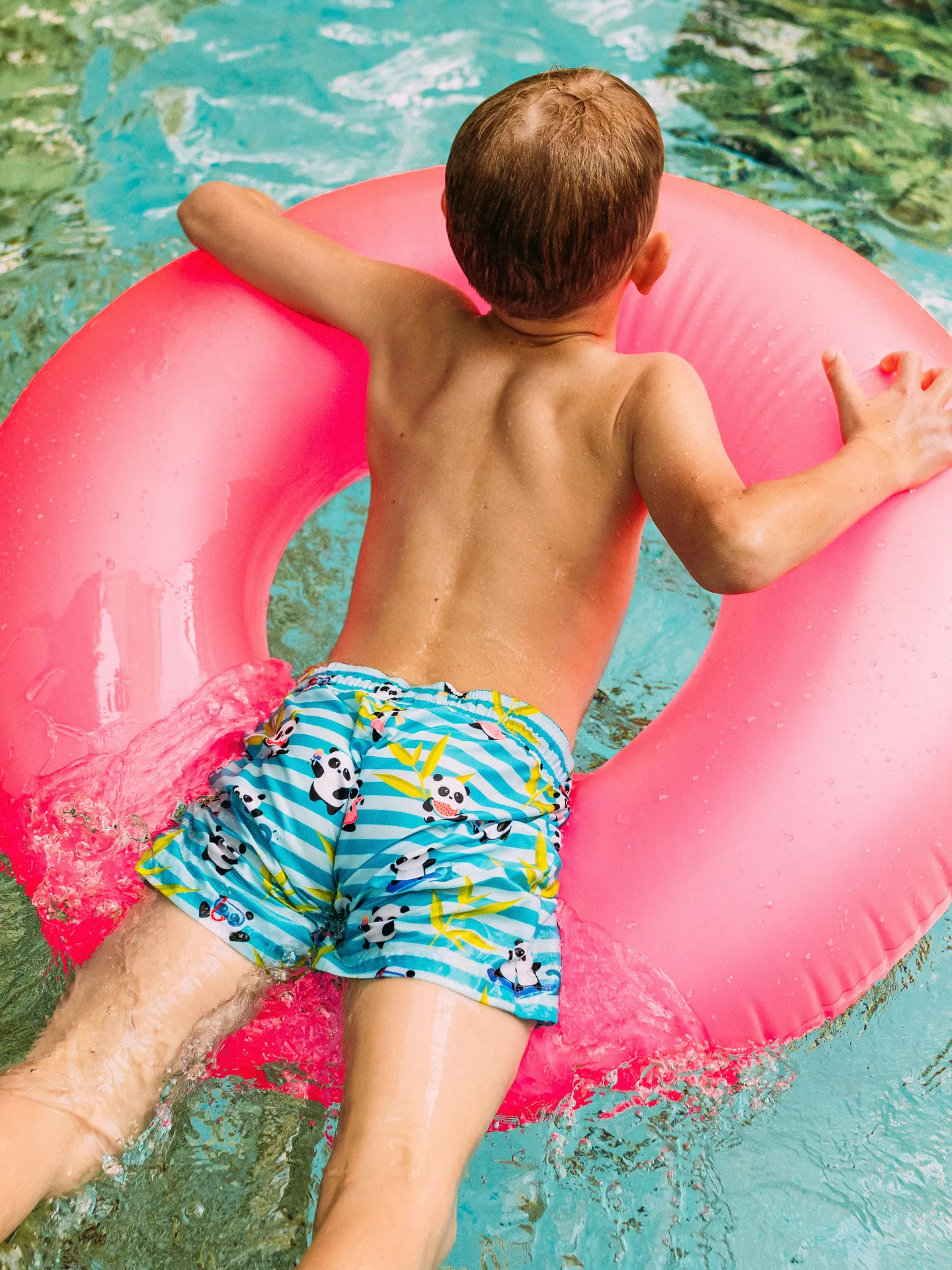 Short de bain rigolo pour garçons Panda en vacances - Image 4