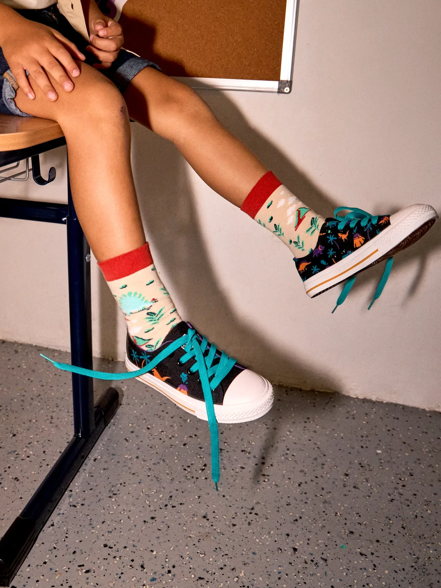 Chaussures en toile rigolotes pour enfants Dinosaures et volcans - Image 7